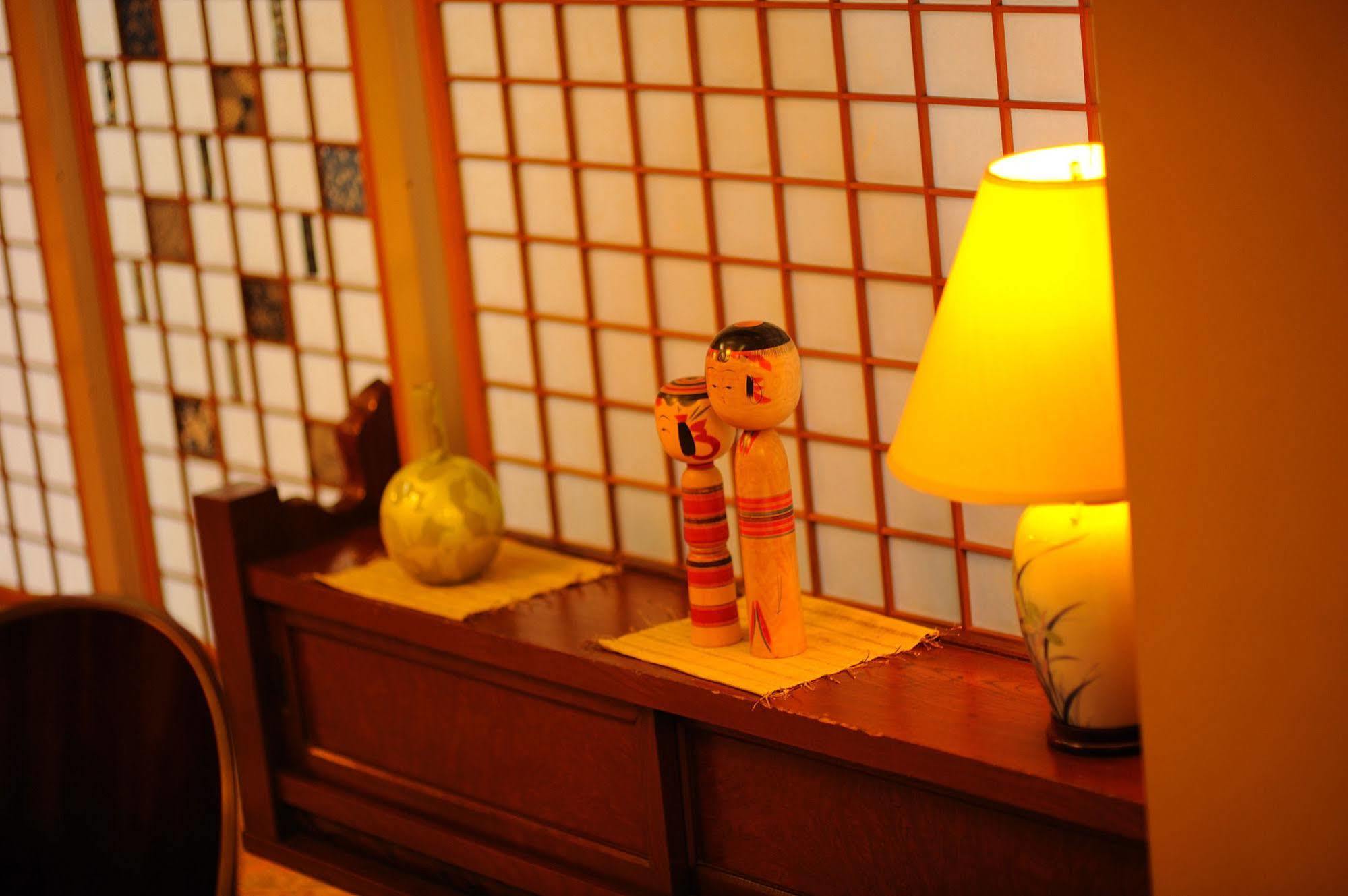 Suzukiya Ryokan Shiroishi  Exterior photo